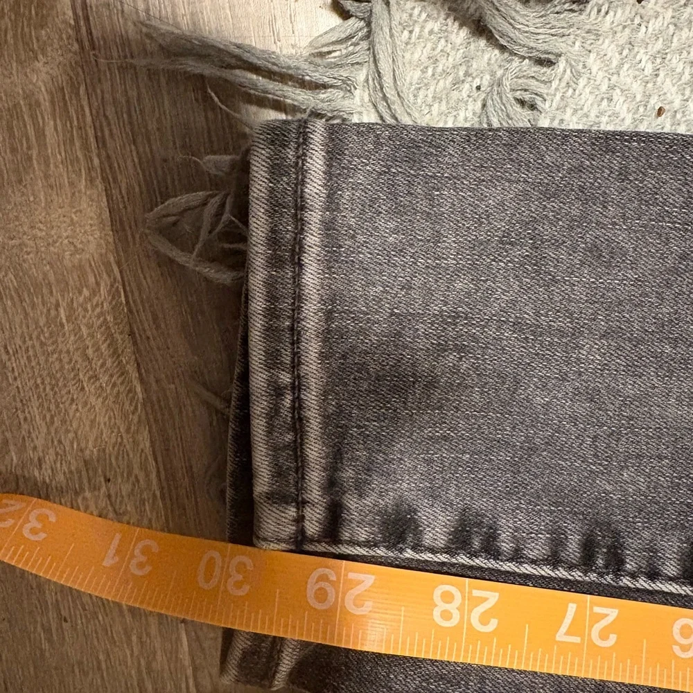 Levi's Women's Skinny Jeans - Dark Gray - Picture 3 of 5